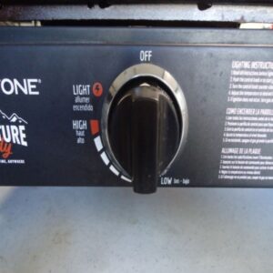 control knob on front of Blackstone griddle